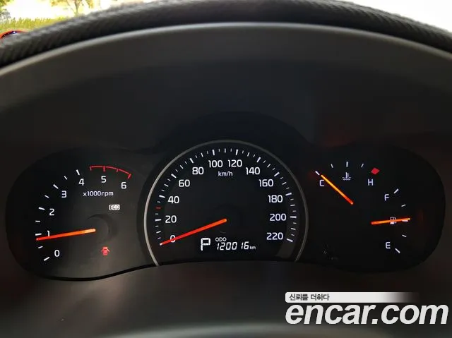 Kia Carnival — фото 20