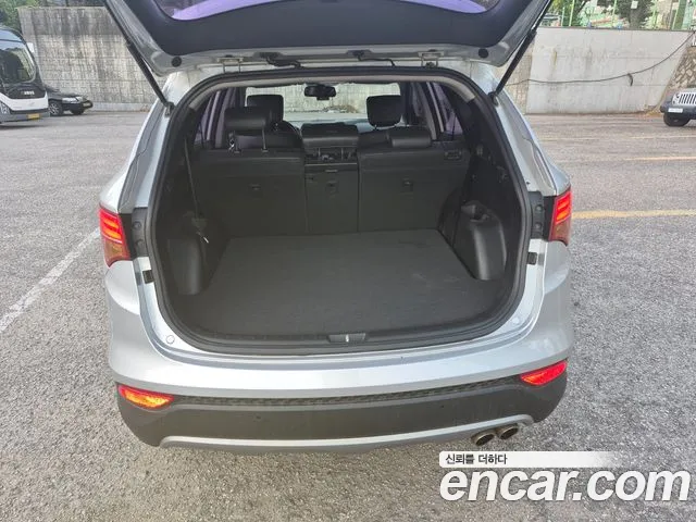 Hyundai Santa Fe — фото 14