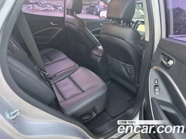 Hyundai Santa Fe — фото 16