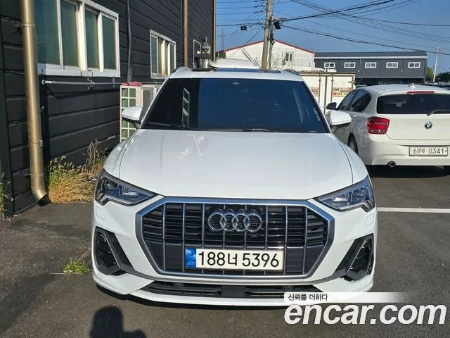 Audi Q3 — фото 1