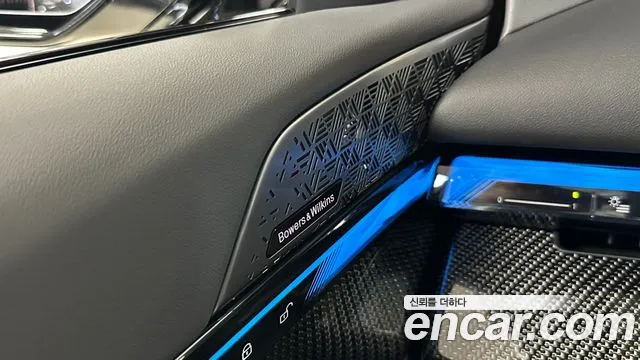 BMW i5 — фото 13