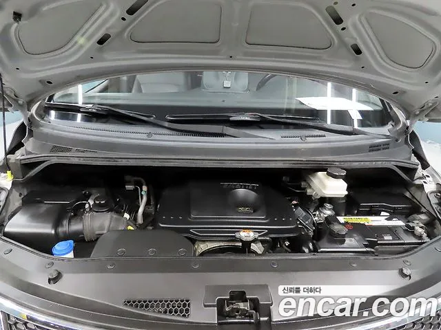 Hyundai Starex — фото 13