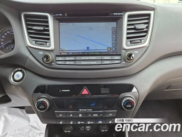 Hyundai Tucson — фото 12