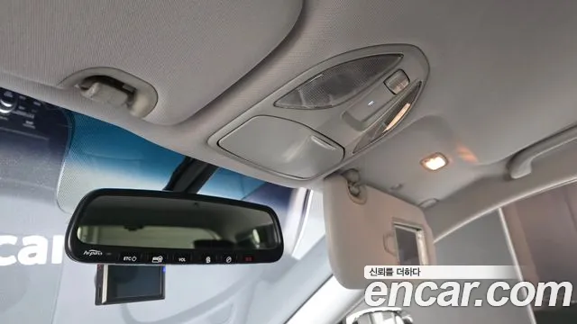Hyundai Santa Fe — фото 18