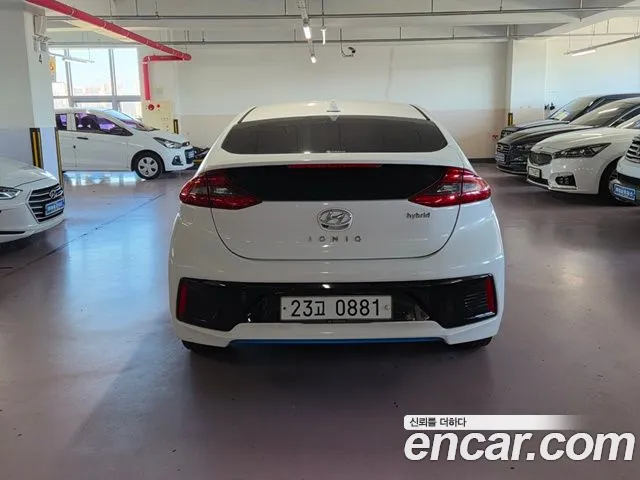 Hyundai Ioniq 5 — фото 5