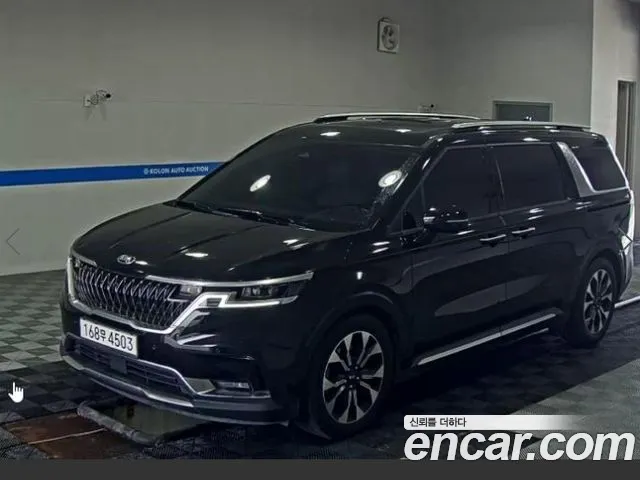 Kia Carnival — фото 1