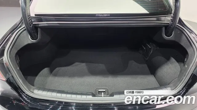 Hyundai Grandeur — фото 17
