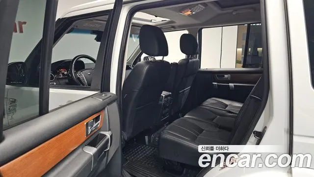 Land Rover Discovery — фото 11