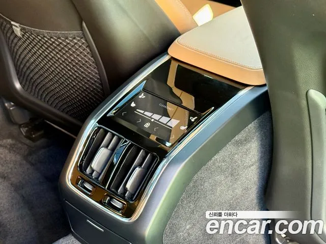 Volvo S90 — фото 19
