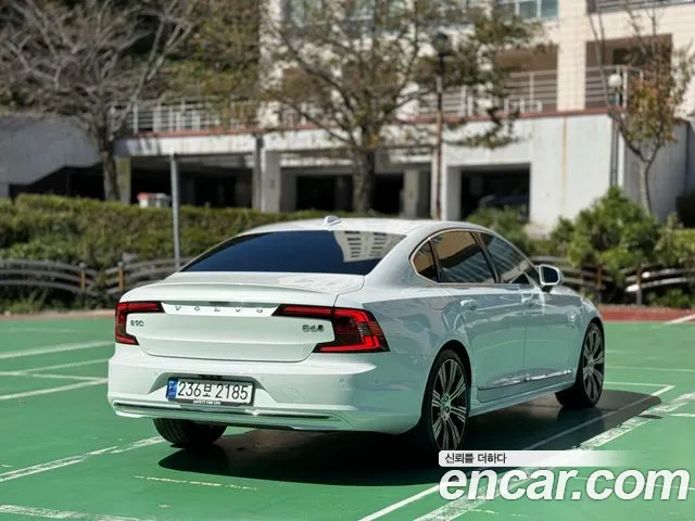 Volvo S90 — фото 4
