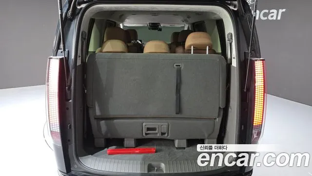 Hyundai Staria — фото 19
