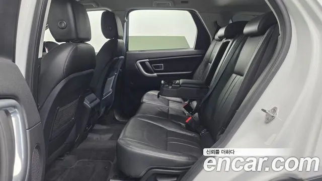 Land Rover Discovery Sport — фото 12
