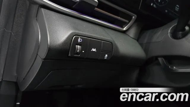 Hyundai Avante — фото 17