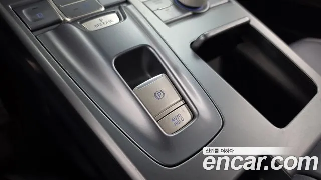 Hyundai Nexo — фото 27
