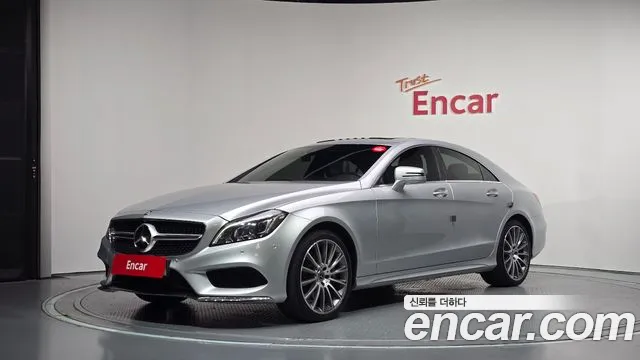 Mercedes-Benz CLS-Class — фото 1