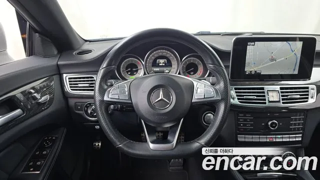 Mercedes-Benz CLS-Class — фото 13