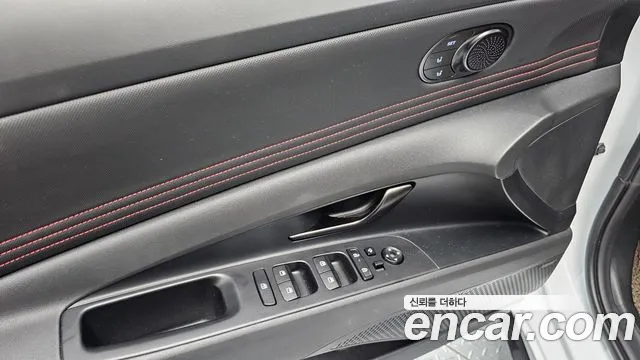 Hyundai Avante — фото 15