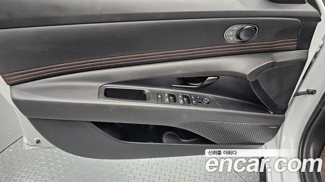 Hyundai Avante — фото 24