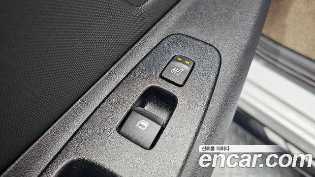 Hyundai Avante — фото 30