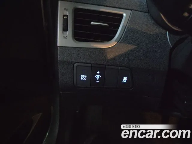 Hyundai Avante — фото 14