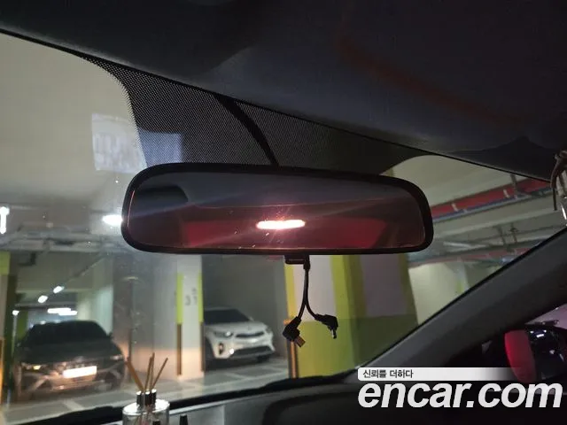 Hyundai Avante — фото 18