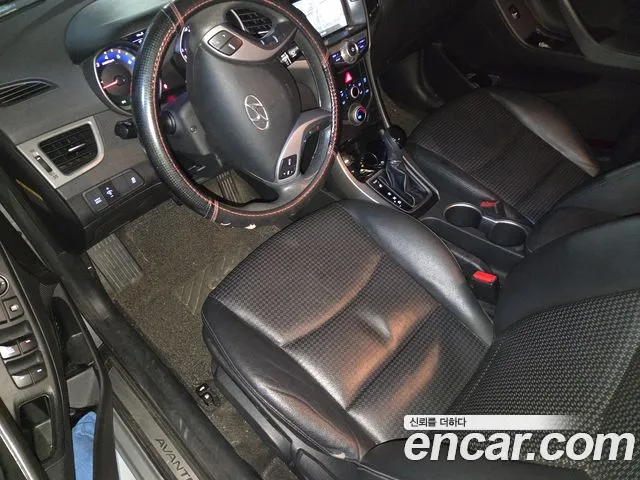 Hyundai Avante — фото 19