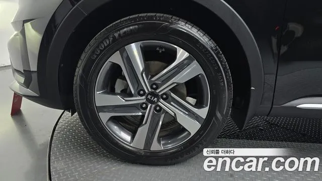 Kia Sorento — фото 5