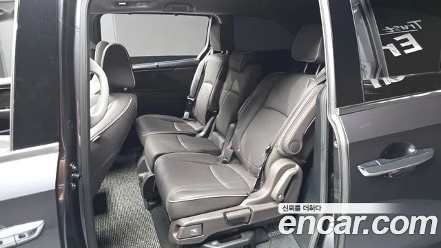 Honda Odyssey — фото 11