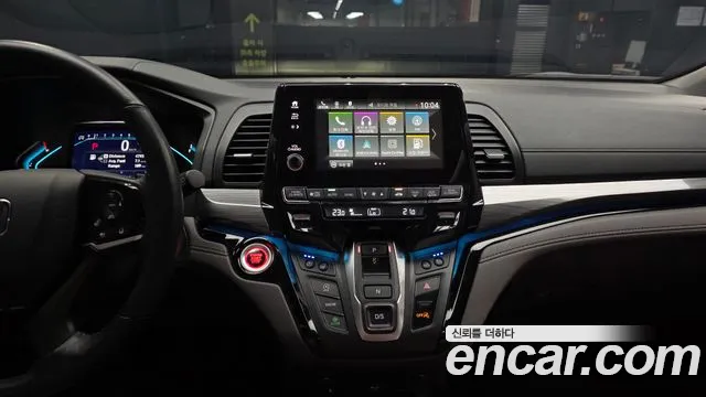 Honda Odyssey — фото 14