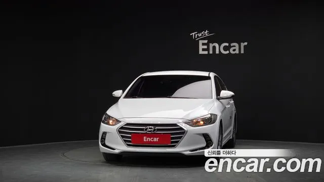 Hyundai Avante — фото 3