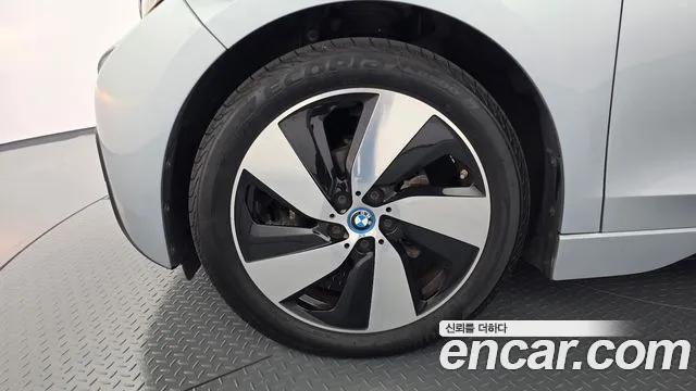 BMW i3 — фото 4