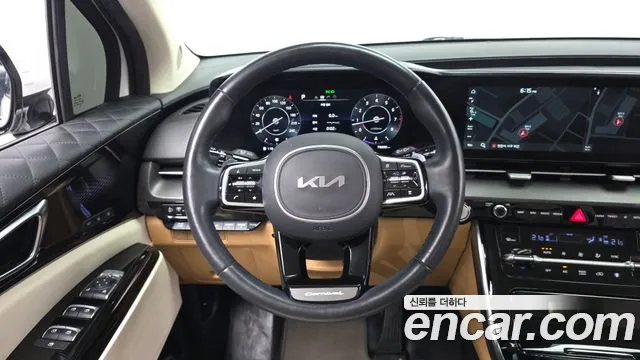 Kia Carnival — фото 14
