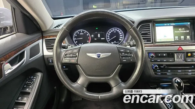 Hyundai Genesis — фото 14