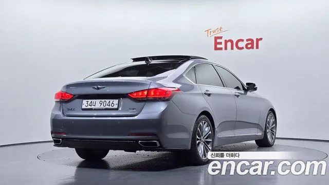 Hyundai Genesis — фото 2