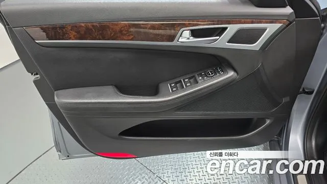 Hyundai Genesis — фото 24