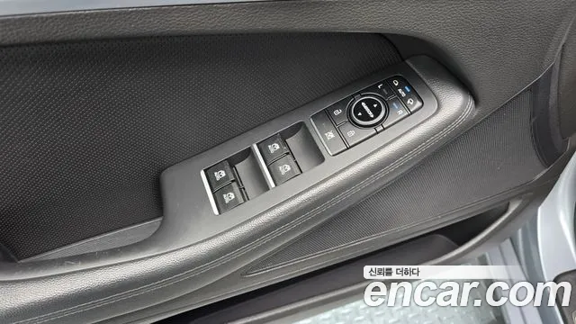 Hyundai Genesis — фото 27