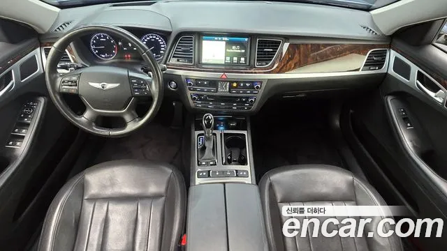 Hyundai Genesis — фото 7
