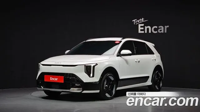 Kia Niro — фото 1