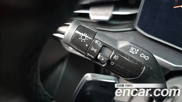 Kia Niro — фото 19