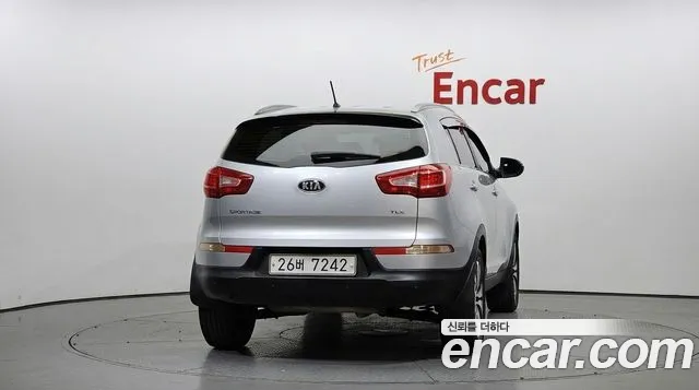 Kia Sportage — фото 4