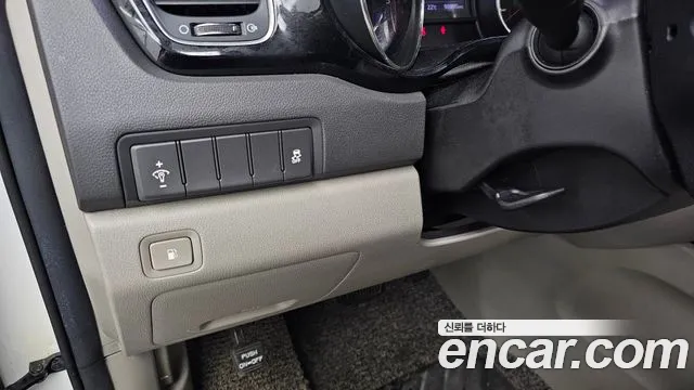 Kia Carnival — фото 29