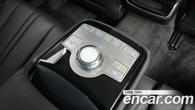 Genesis G80 — фото 19