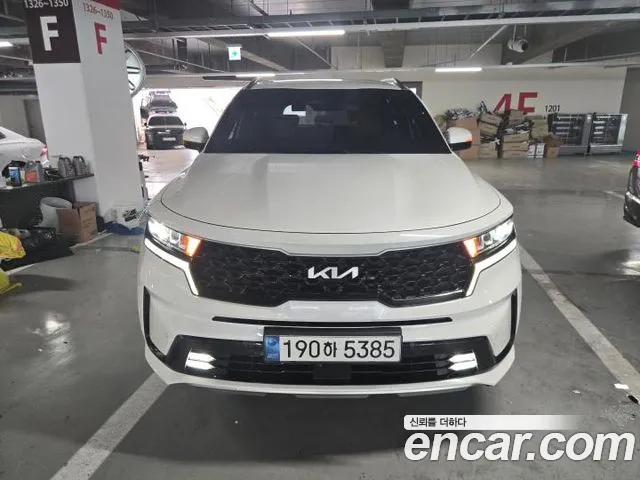 Kia Sorento — фото 1