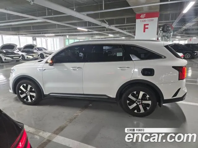 Kia Sorento — фото 4