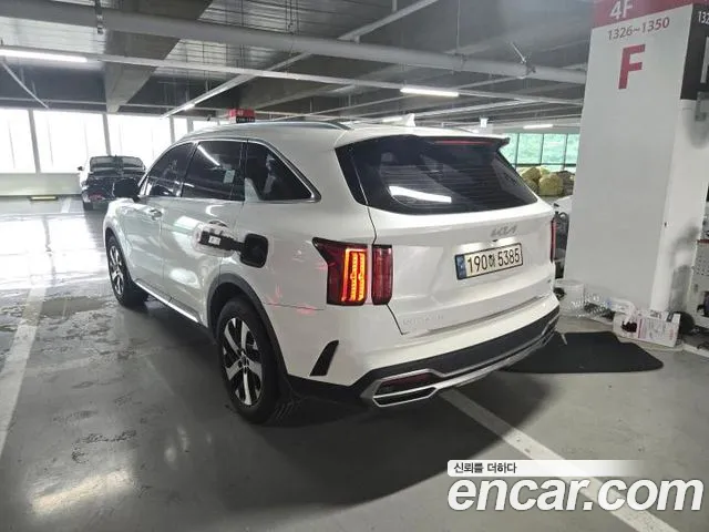 Kia Sorento — фото 6