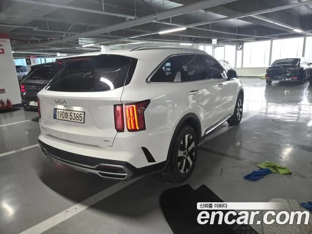 Kia Sorento — фото 7