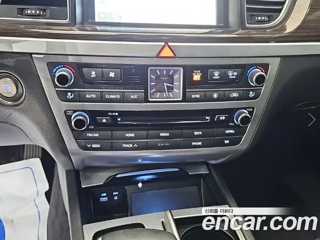 Genesis G80 — фото 10
