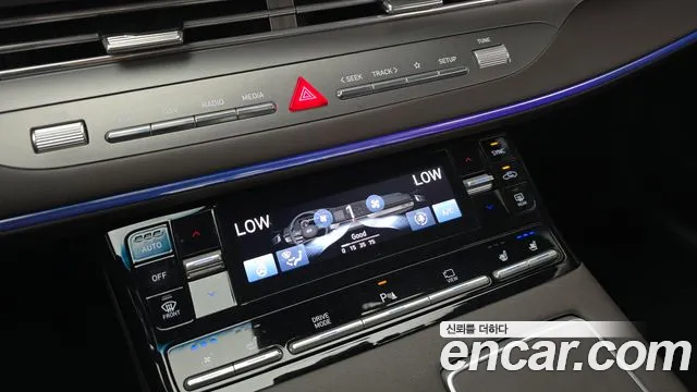 Hyundai Grandeur — фото 17