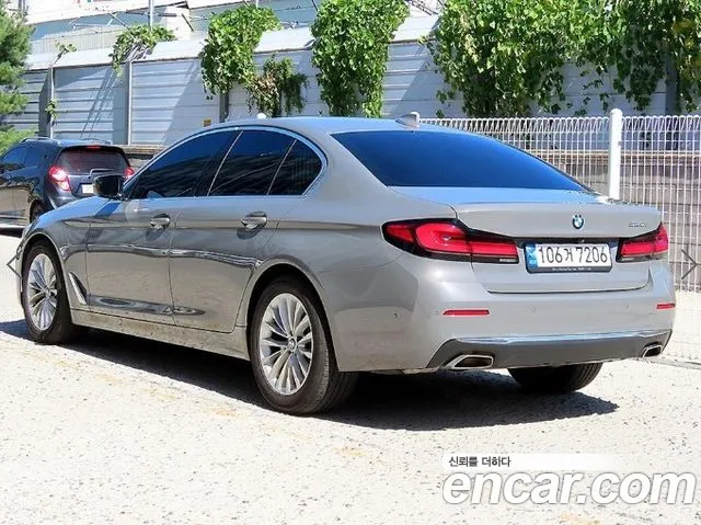 BMW 5-Series — фото 3