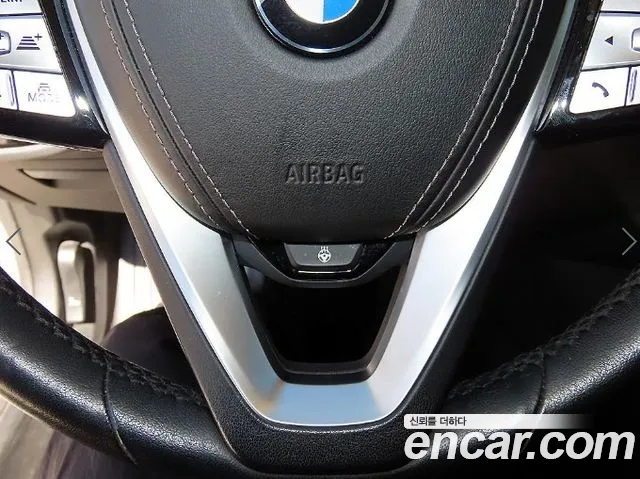 BMW 5-Series — фото 10